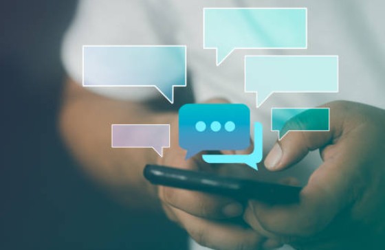 La natura dei messaggi WhatsApp e degli SMS conservati sul cellulare: i chiarimenti della Cassazione