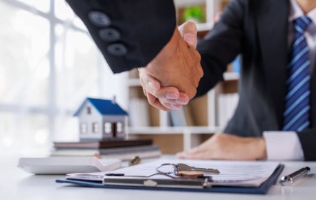 Lotto unico negli appalti pubblici: il Consiglio di Stato chiarisce i limiti dell’obbligo di suddivisione