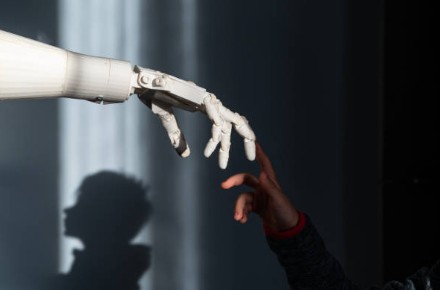 Age verification: come cambia la verifica dell’età online tra privacy e tutela dei minori