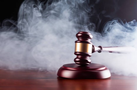 Ricorso in Cassazione contro misure cautelari: limiti del vizio di motivazione e ruolo del giudice di legittimità