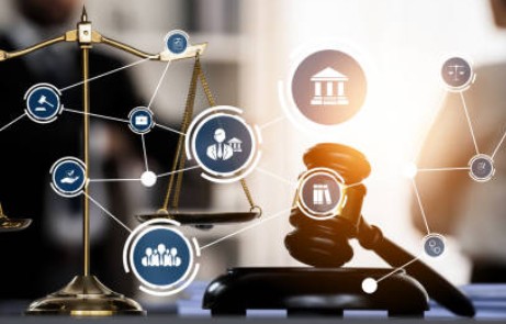 Cancellazione dal registro imprese: effetti su giudizi pendenti e successione dei soci